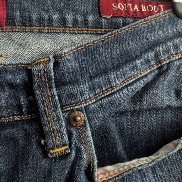 Lucky Brand Sofia Boot Blue Jeans with Classic **3-for-15** Stitching - Picture 2 of 4